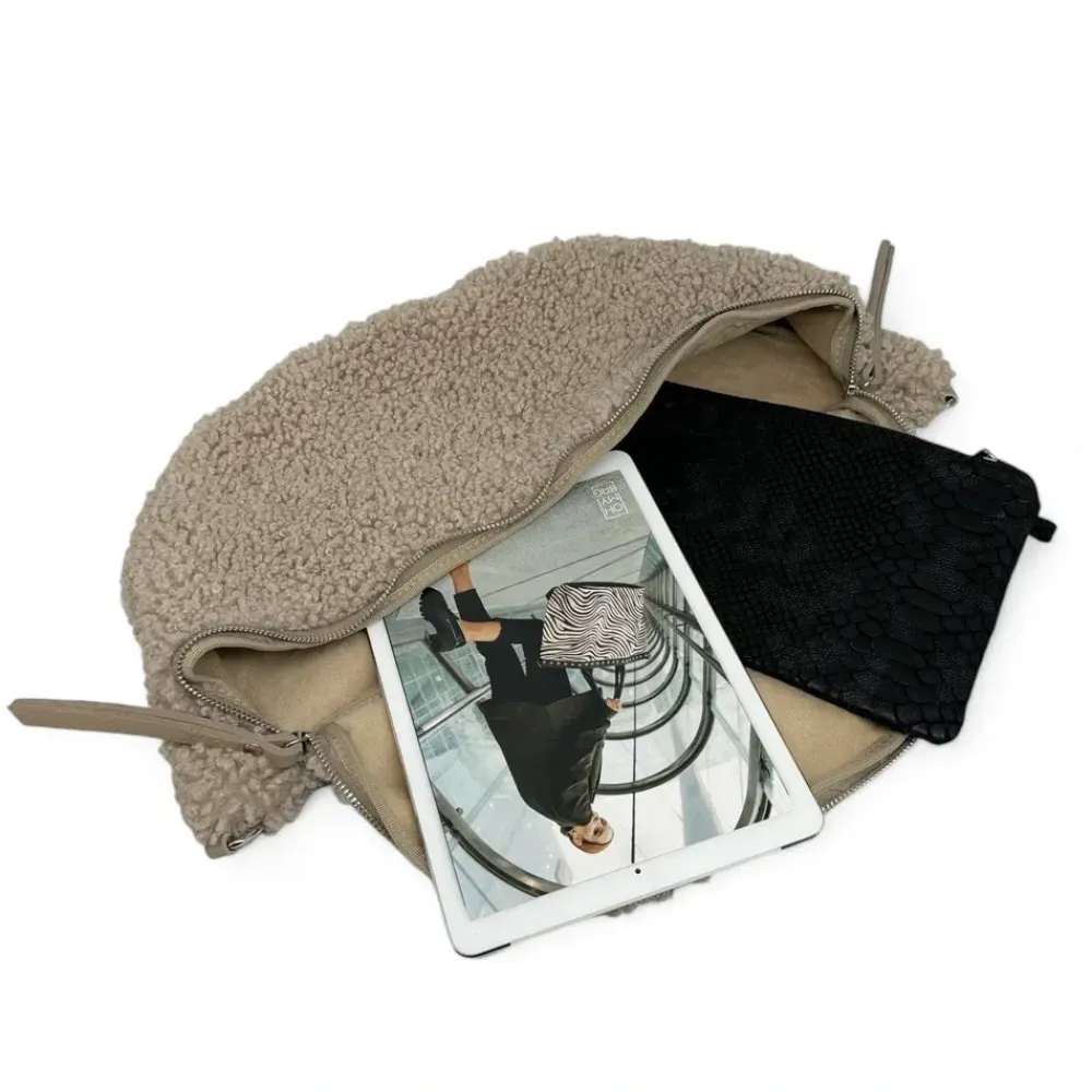 OH MY BAG Sacs En Peluche, Fausse Fourrure-Sac banane géant en cuir et peluche LOU PILOU XXL